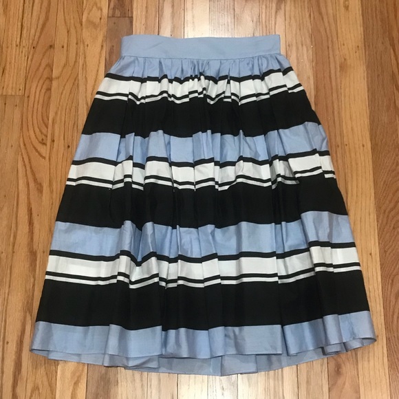 Dolce & Gabbana Striped Pleated Skirt - Picture 2 of 8